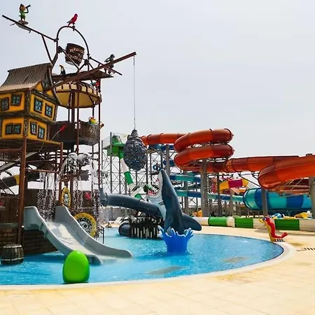 вилла с видом на море в комплексе аквапарком 빌라 Boghaz