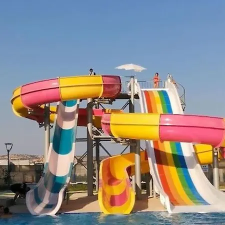 вилла с видом на море в комплексе аквапарком Villa